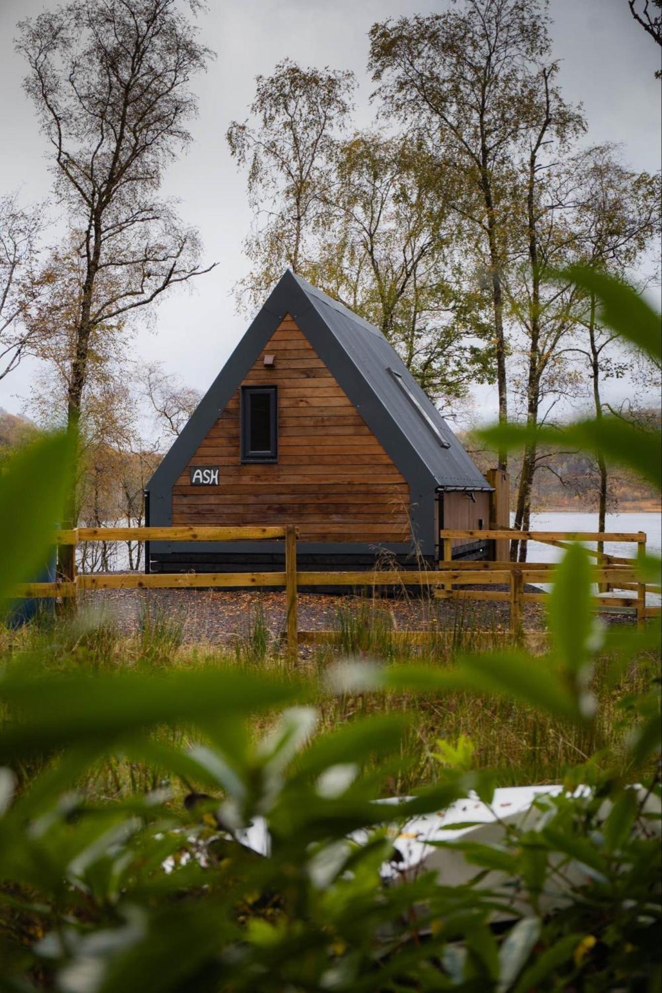 Glenfinnan Retreats Екстер'єр фото